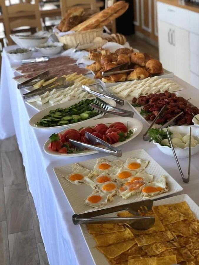 B&B Ksamil Eksteriør billede
